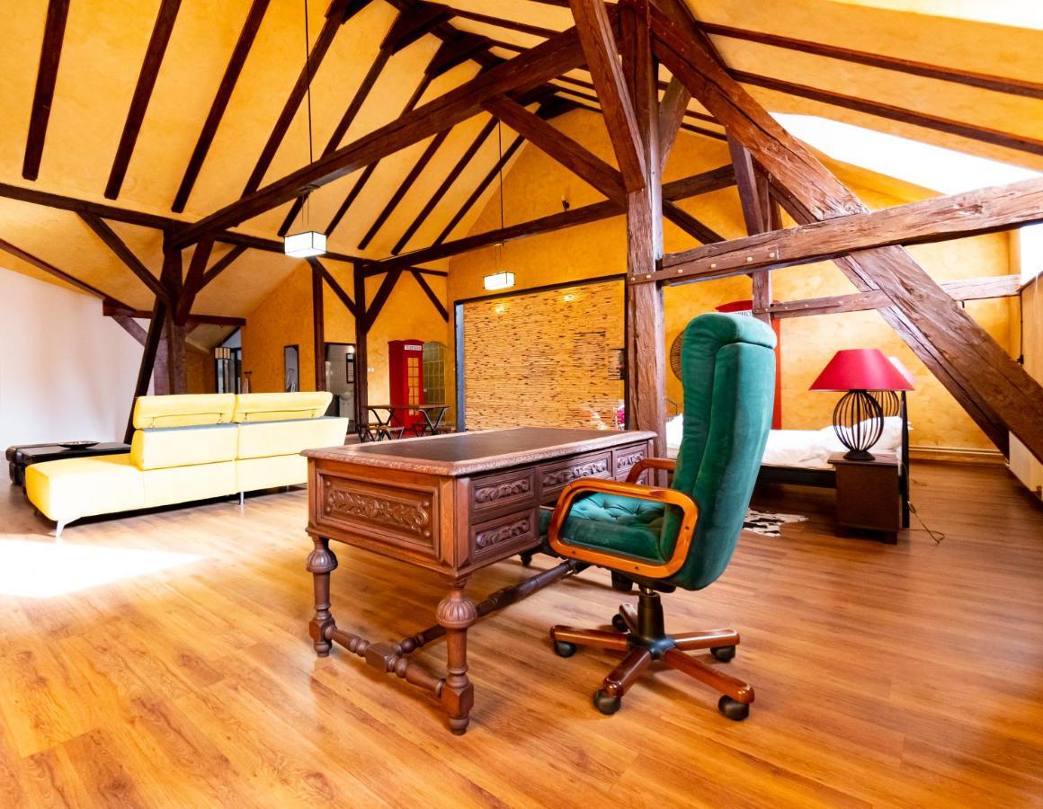 The Attic - Large Open-Space In The Old Town Of Brasov, Minutes Away From The Black Church Eksteriør bilde